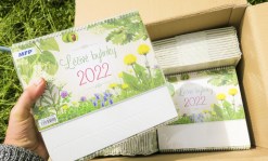 kalendar-lecive-bylinky-2022-krabice