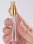 sprayova-lahvicka-se-zlatym-vrskem-15-ml-